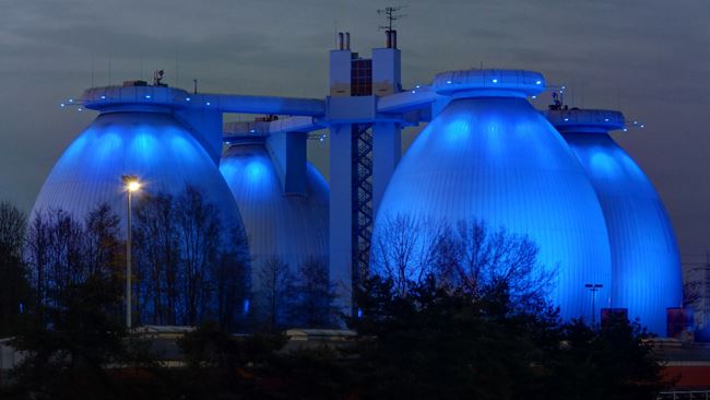 Biogas by night