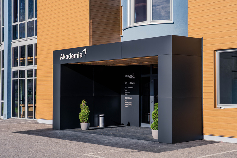 IDEAL AKE Academy showroom we care for food