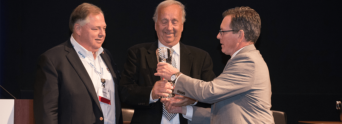 Knopf wins MERA's Leadership Award